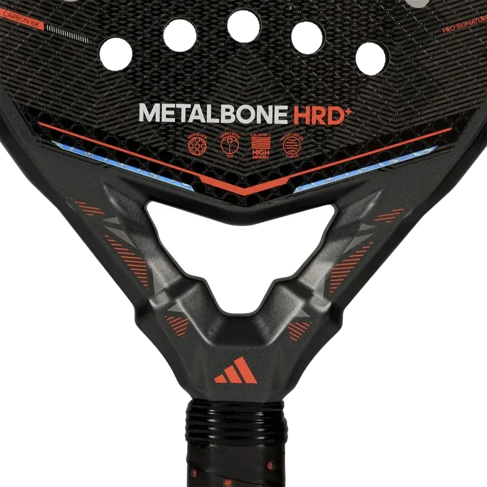 adidas Metalbone HRD+ 2026, foto del producto desde otro ángulo